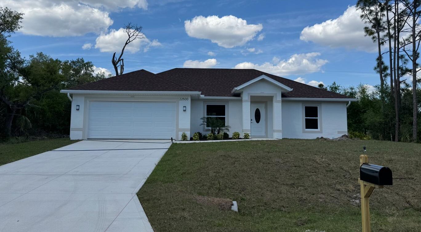 22500 Cezane Ave 22500 Cezane Ave